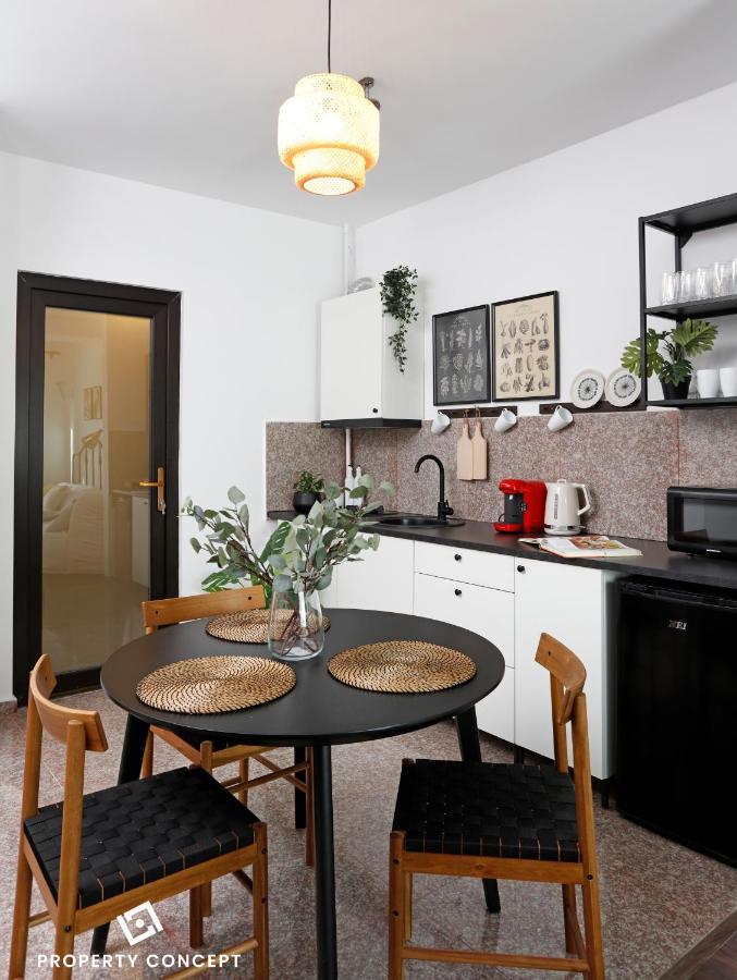 Modern Condo Near Morii Lake Bucarest Esterno foto